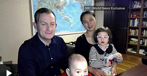 ‘Eu estava de calças!’, diz pai após aparição dos filhos na BBC