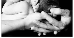 Clínica particular nega socorro e mulher dá à luz dentro de ônibus; conheça serviços gratuitos para gestantes