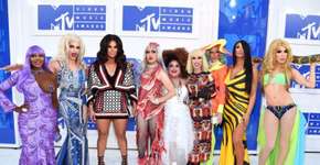 Em cobertura do VMA, Vogue Brasil chama drag queens de bizarrices