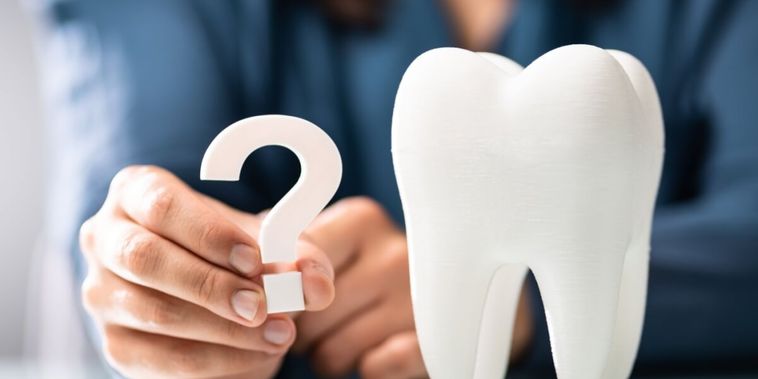 Featured main: 4 mitos e verdades sobre tratamentos dentários caseiros
