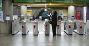Tempo de espera de passageiro no metrô de SP aumentou no horário de pico