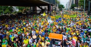 Pesquisa revela opinião dos manifestantes que pedem impeachment