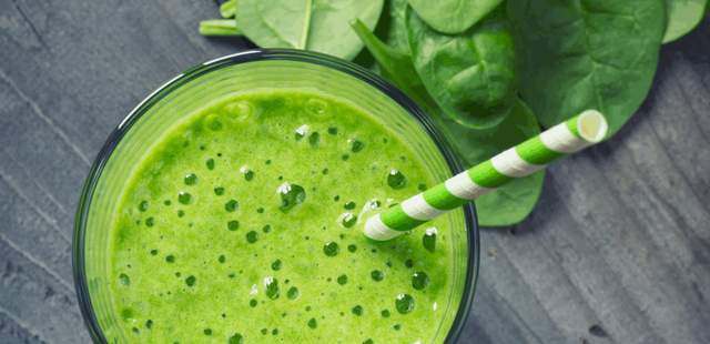 Aprenda a melhor receita de suco verde para se refrescar e começar bem o dia