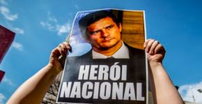 Dimenstein: Jair Bolsonaro fez do herói Sérgio Moro um “bundão”