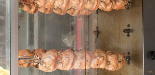 Receita de frango assado de padaria para fazer em casa no domingão