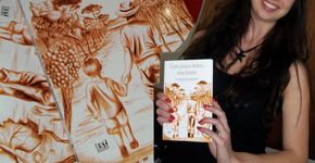 Marcela Godoy autógrafa o livro Liah e o Relógio