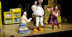 Tolices e trapalhadas na peça “Por um fio”, em cartaz no Teatro João Caetano