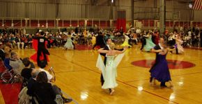 Exibição e aula de dança esportiva – Dança de salão internacional