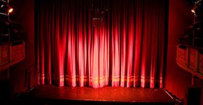 Teatro gratuito no TUSP