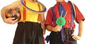 Irmãos Becker dão volta ao mundo