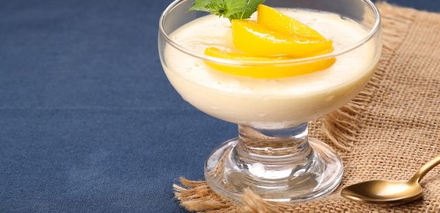 Mousse de pêssego delicioso, fácil e rápido!