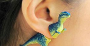 Acessórios criativos: brincos de dinossauro