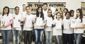 Colmeia abre 120 vagas para curso gratuito de Assistente Administrativo