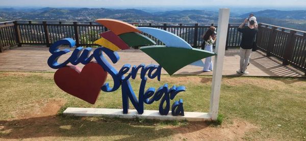 Mirante do Alto da Serra oferece uma vista privilegiada de Serra Negra