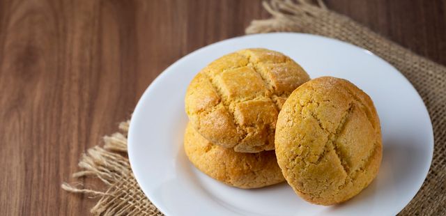 Broa de fubá irresistível para acompanhar o café