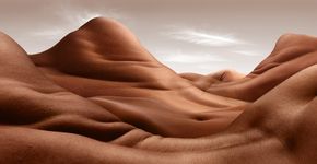 Fotógrafo produz paisagens feitas pela junção de corpos humanos