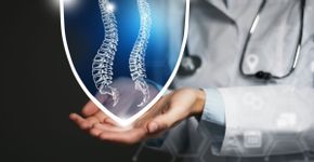 Escoliose: conheça os sinais e os impactos da doença em crianças e adolescentes
