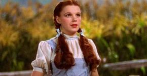 Ex-marido de Judy Garland diz que ela sofreu abuso sexual