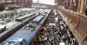 Advogado ganha indenização por pegar trem lotado; você também tem esse direito?