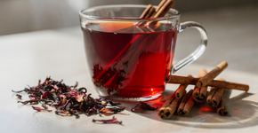 Como o chá de hibisco com canela se tornou o maior aliado contra os excessos do Carnaval
