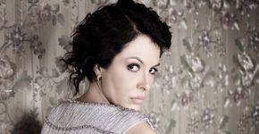 Patty Ascher canta na Pça. Victor Civita