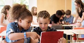 Escola do futuro faz uso intenso de tecnologia e envolve famílias