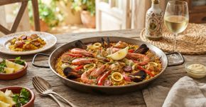 Os espanhóis concordam: “Para deixar a paella mais aromática e colorida, o segredo é adicionar açafrão durante o cozimento.”