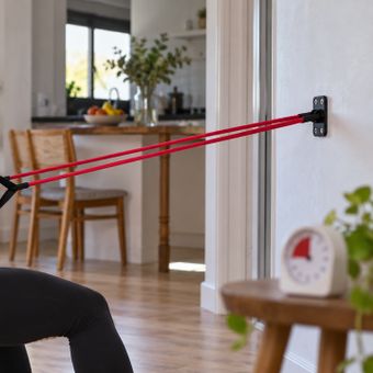 Featured mobile: O treino simples de 10 minutos para fazer em casa que fortalece os músculos das costas e contribui para uma postura melhor