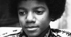 Como Michael Jackson seria sem cirurgia plástica e sem vitiligo