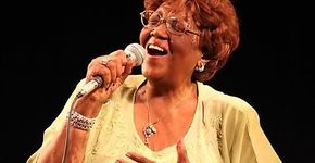 Conheça mais sobre Dona Ivone Lara