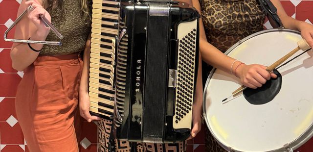 Apresentação gratuita do Trio Macambira