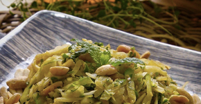 Aprenda a fazer a salada de mamão da apresentadora Bela Gil
