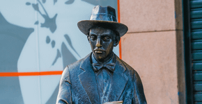 “Tudo vale a pena se a alma não é pequena”: o que Fernando Pessoa quis dizer?