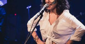Clarice Falcão desabafa após polêmica sobre seu novo clipe
