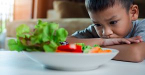 Seletividade alimentar: veja quando ela deixa de ser uma fase e vira um problema