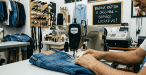 Quanto ganha uma costureira que faz barra de calça jeans e salva o look de quem tem perna curta