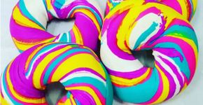 Conheça a loja que vende bagels criativos e coloridos