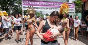 Sem tabu: bloco convida mulheres a amamentarem no meio da folia