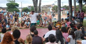 Projeto Malabarise promove encontro de malabarismo e arte de rua