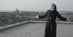 Freira lança versão de ‘Like a Virgin’, de Madonna; assista ao clipe