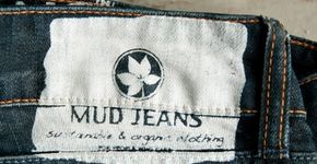 Jeans reciclados e reutilizados podem ser solução para diminuir consumo e gastos com roupas