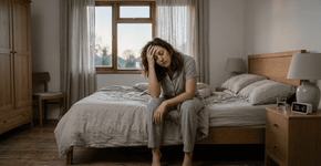 O que significa acordar exausto? Por que 8 horas de sono não estão salvando o seu dia?