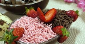 Inovação em formato de ovo e chocolate para a Páscoa