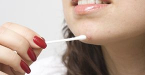 Urina pode ajudar no combate à acne, sugere experimento