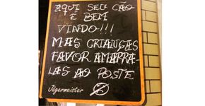 Restaurante gera polêmica ao dizer que criança não é bem-vinda