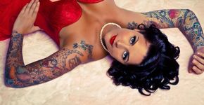 Estúdio transforma mulheres comuns em Pin Ups para exaltar a beleza da mulher