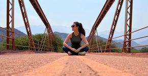 Mulheres 50+ sentem-se ‘desvalorizadas’ em viagens sozinhas