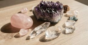 Pequenos rituais com cristais que acalmam a mente