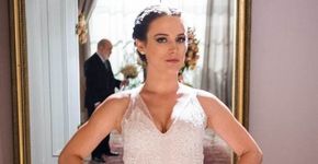 O Outro Lado do Paraíso: Clara vai se casar com vestido de renda