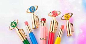 Marca japonesa lança coleção de batons inspirados em Sailor Moon